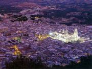 Vista Panorámica de Jaén al atardecer. Jaén, Andalucía